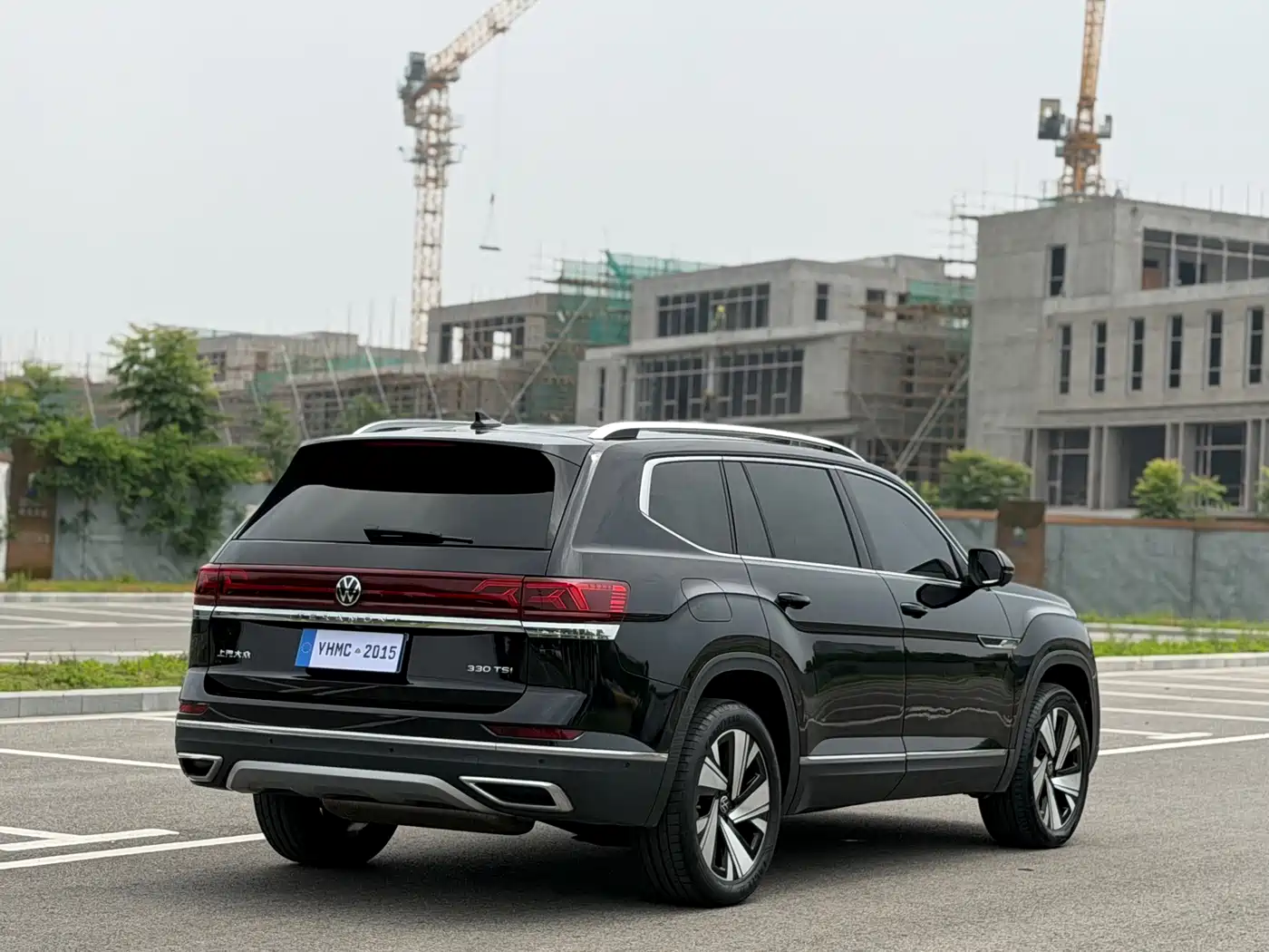 Volkswagen Teramont 2023 330TSI FWD Premium Luxury Edition фото 22