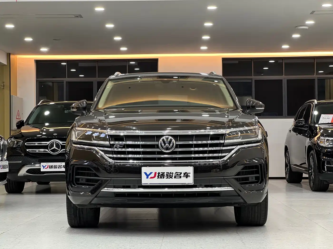Volkswagen Touareg 2019 3.0TSI Sharp Edge Edition China V фото 2