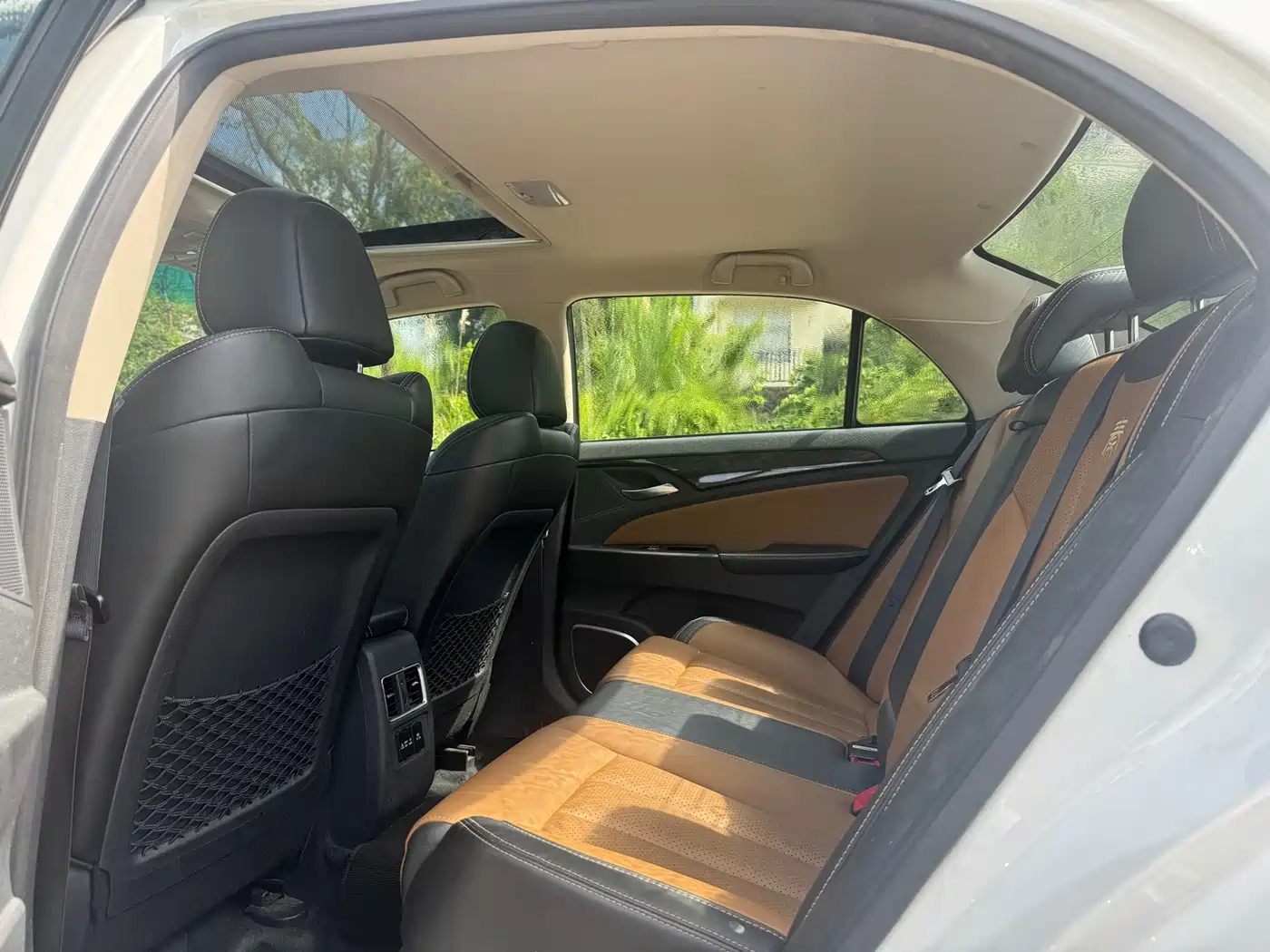 BYD Qin New Energy 2017 1.5T Premium Model фото 10