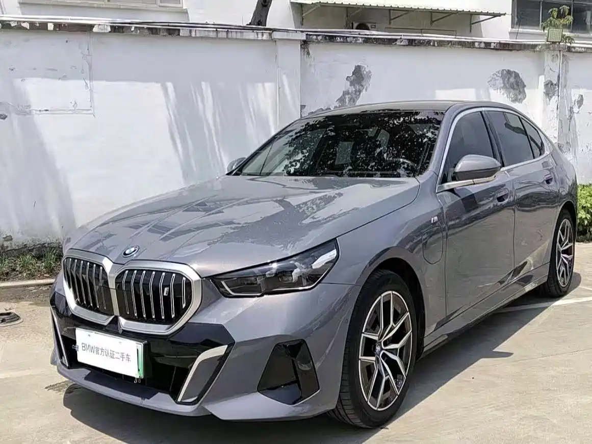 BMW i5 2024 2024 eDrive 35L Premium Model M Sport Package