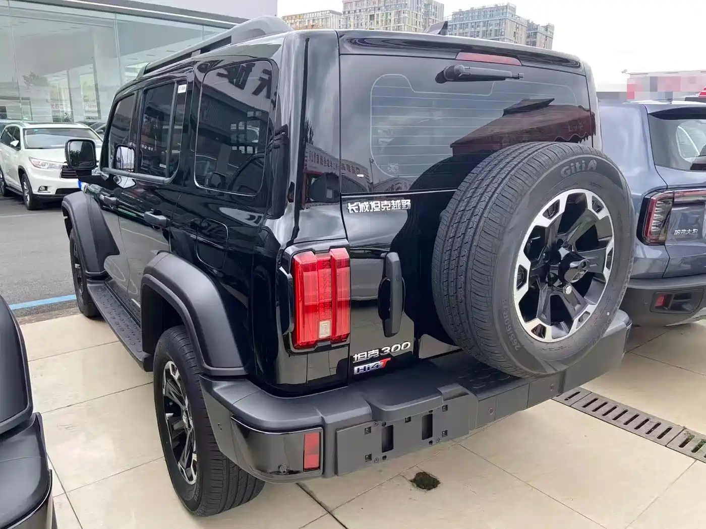 Tank 300 New Energy 2025 Hi4-T 36.7kWh Edition фото 14
