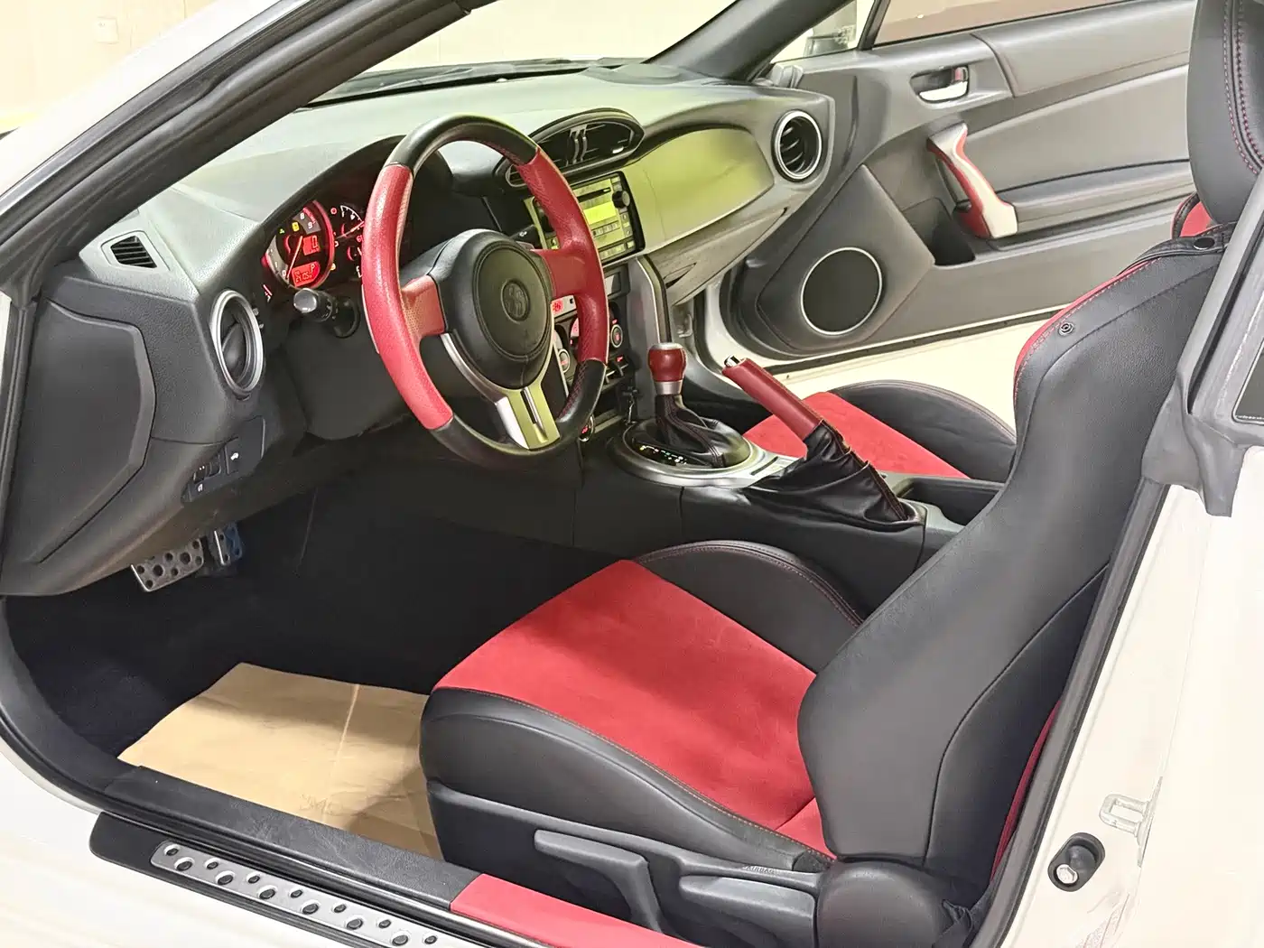 Toyota 86 2014 2013 2.0L Automatic Luxury