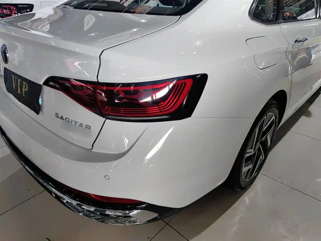 Volkswagen Sagitar 2023 Model Year 200TSI DSG Surpass Edition фото 24