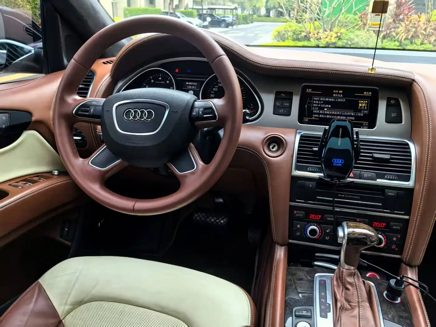 Фото 7 - Audi Q7