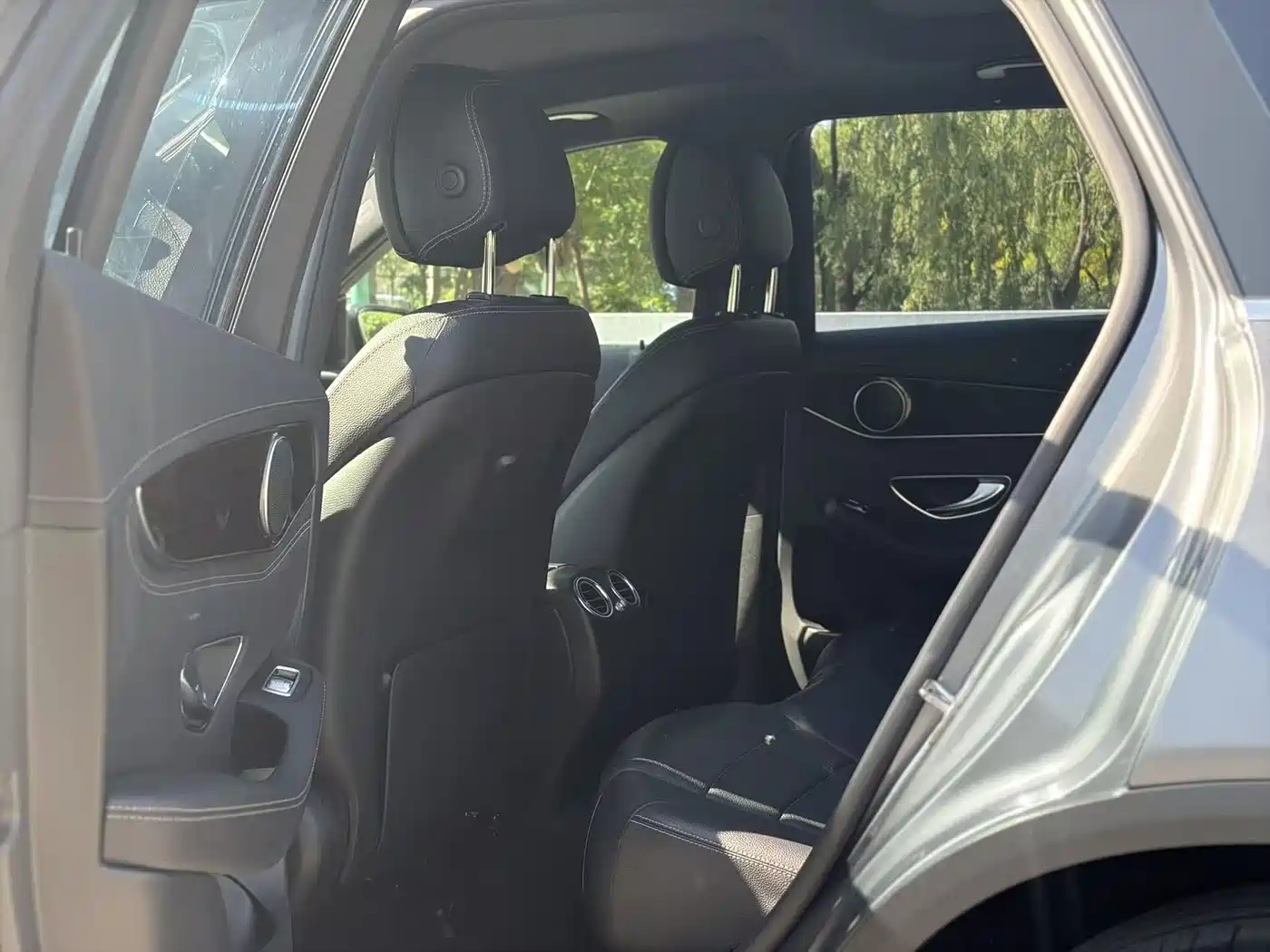 Mercedes-Benz GLC 2016 GLC 260 4MATIC Luxury фото 5