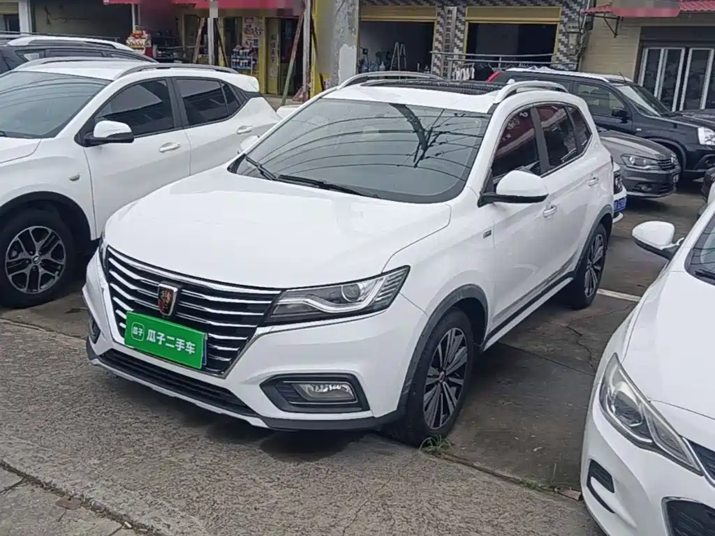 Фото 2 - Roewe RX5