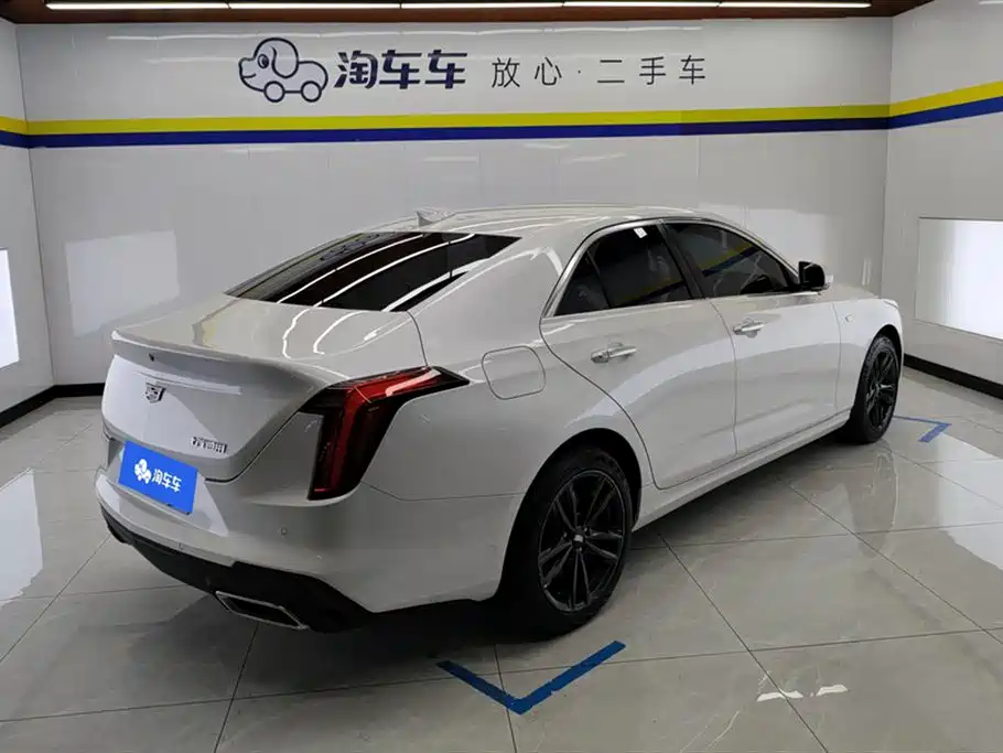 Cadillac CT4 2024 2023 25T Luxury Model
