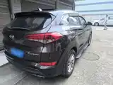 Фото 7 - Hyundai Tucson