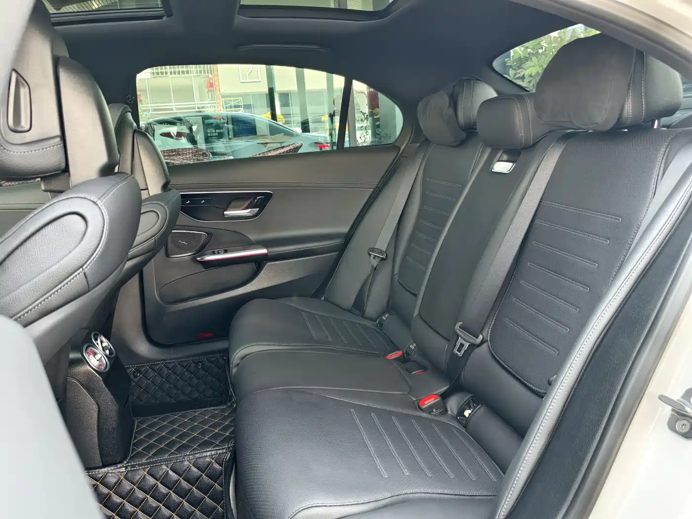 Mercedes-Benz C-Class 2024 C 260 L Sport фото 15