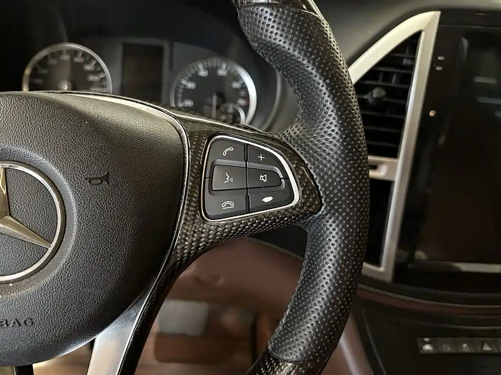 Mercedes-Benz Vito 2016 2.0T Elite Edition фото 24