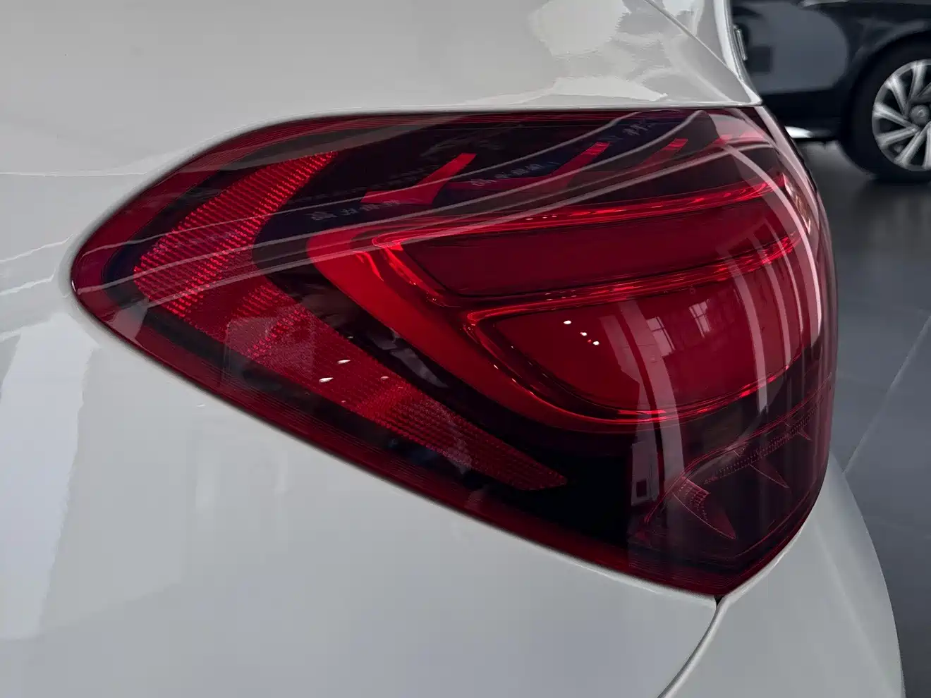 Mercedes-Benz A-Class 2024 Facelift A 200 L Fashion фото 6