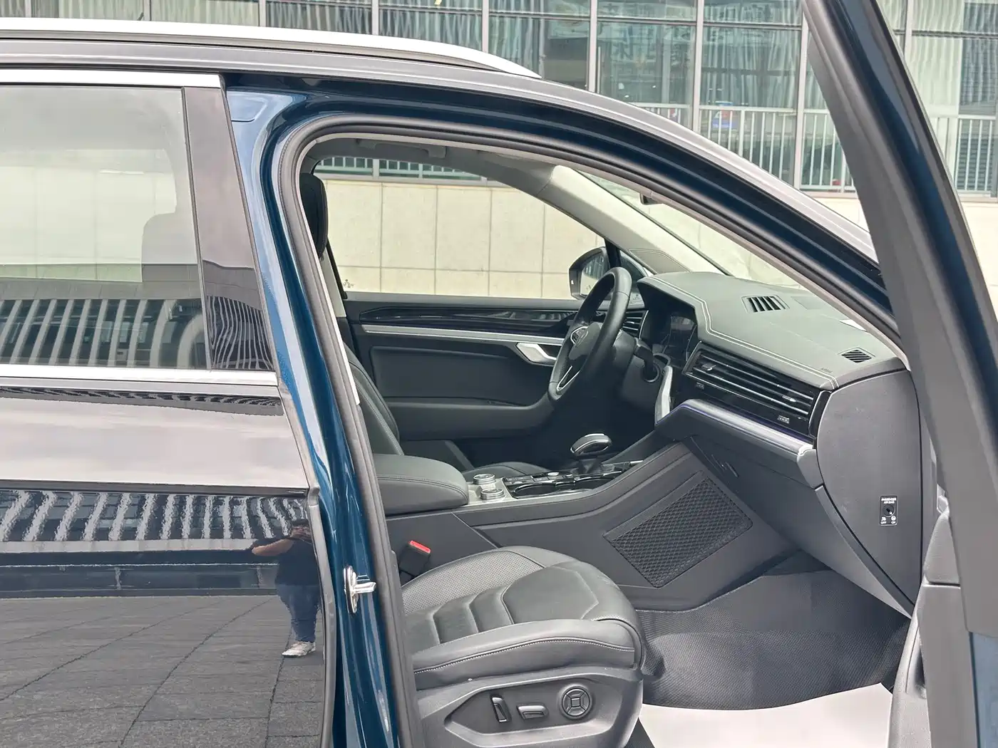 Volkswagen Touareg 2020 3.0TSI Enjoyment Edition China VI фото 15
