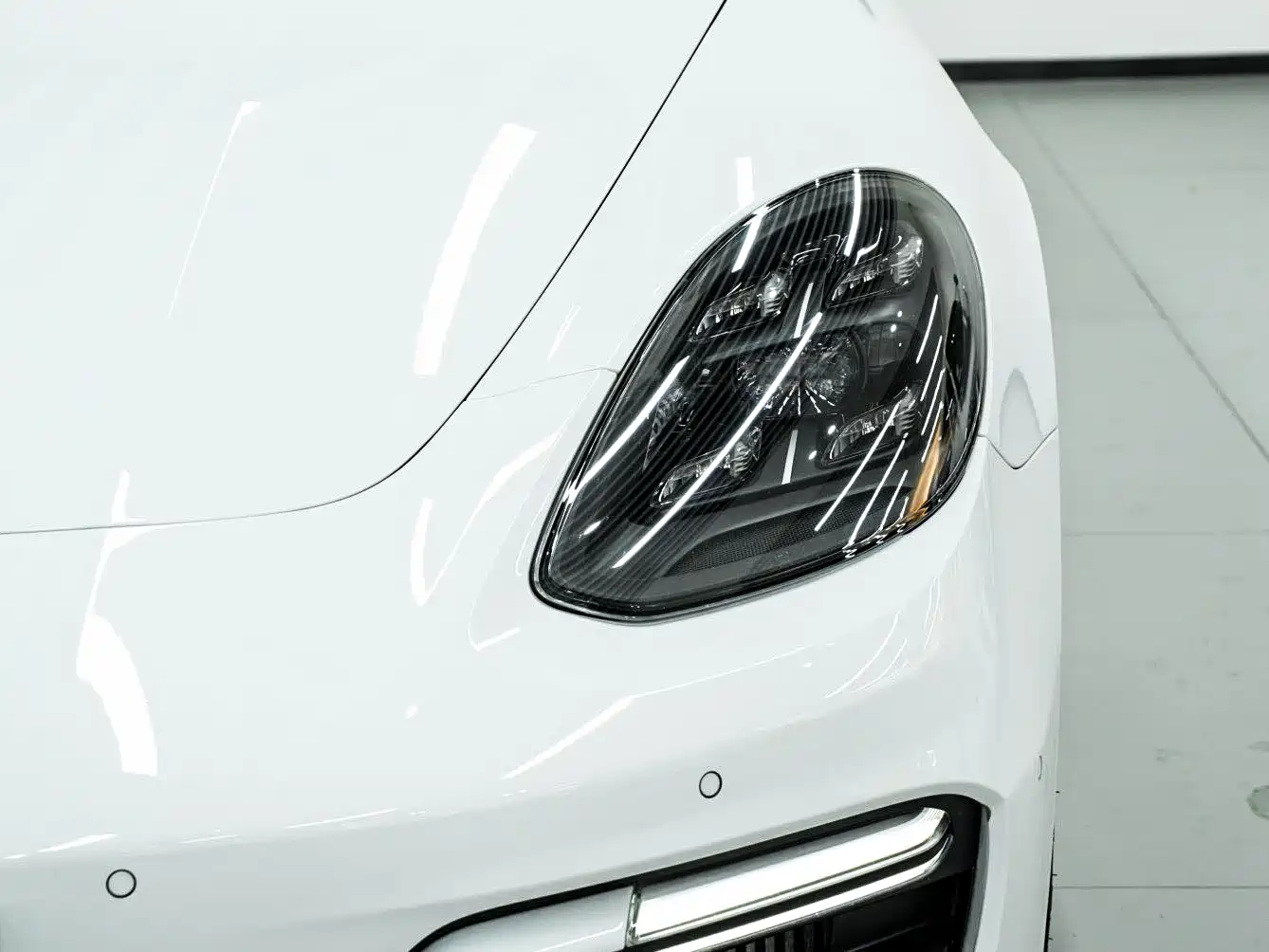 Porsche Panamera 2023 Panamera GTS 4.0T фото 6