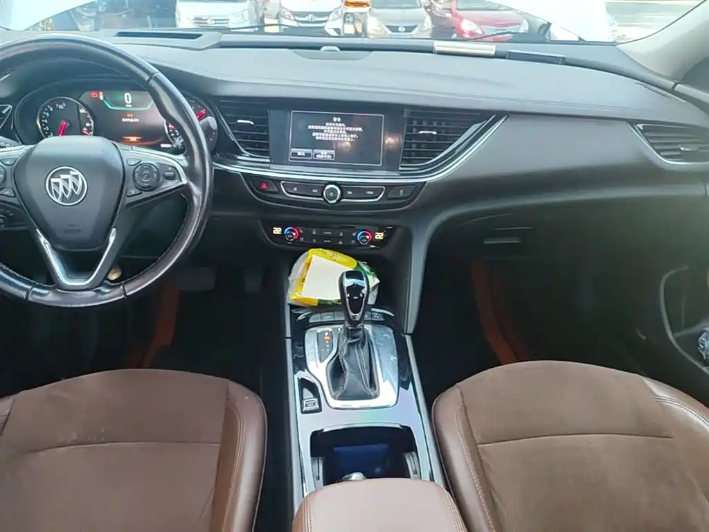 Buick Regal 2017 28T Premium Type фото 9