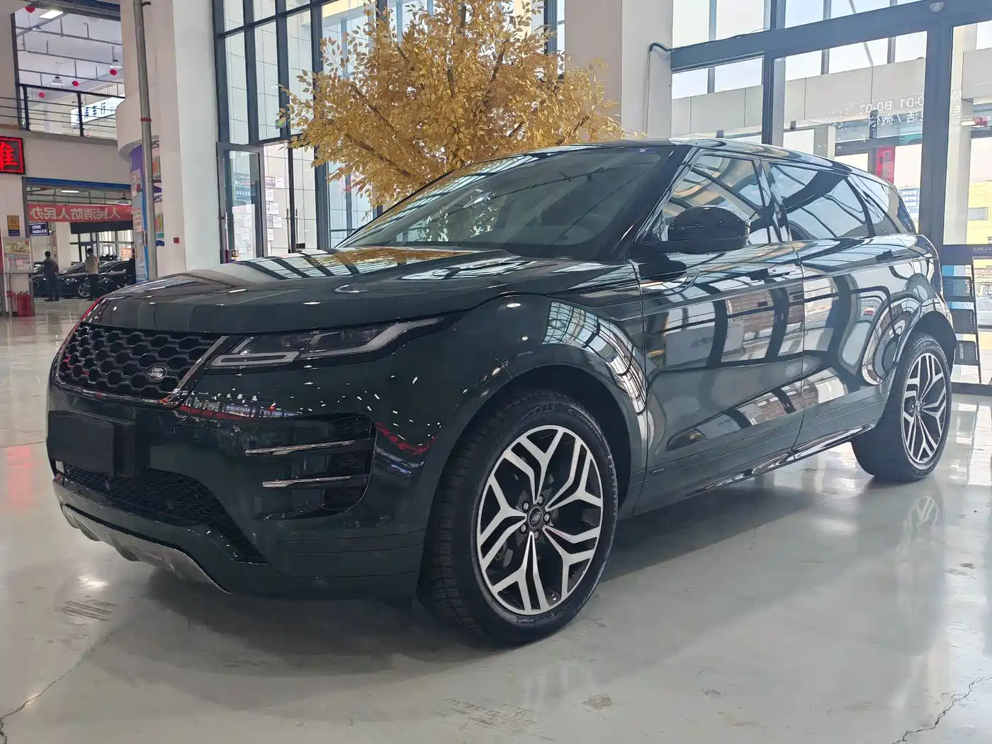 Land Rover Range Rover Evoque 2021 Range Rover Evoque L 249PS R-Dynamic First Edition Launch Edition