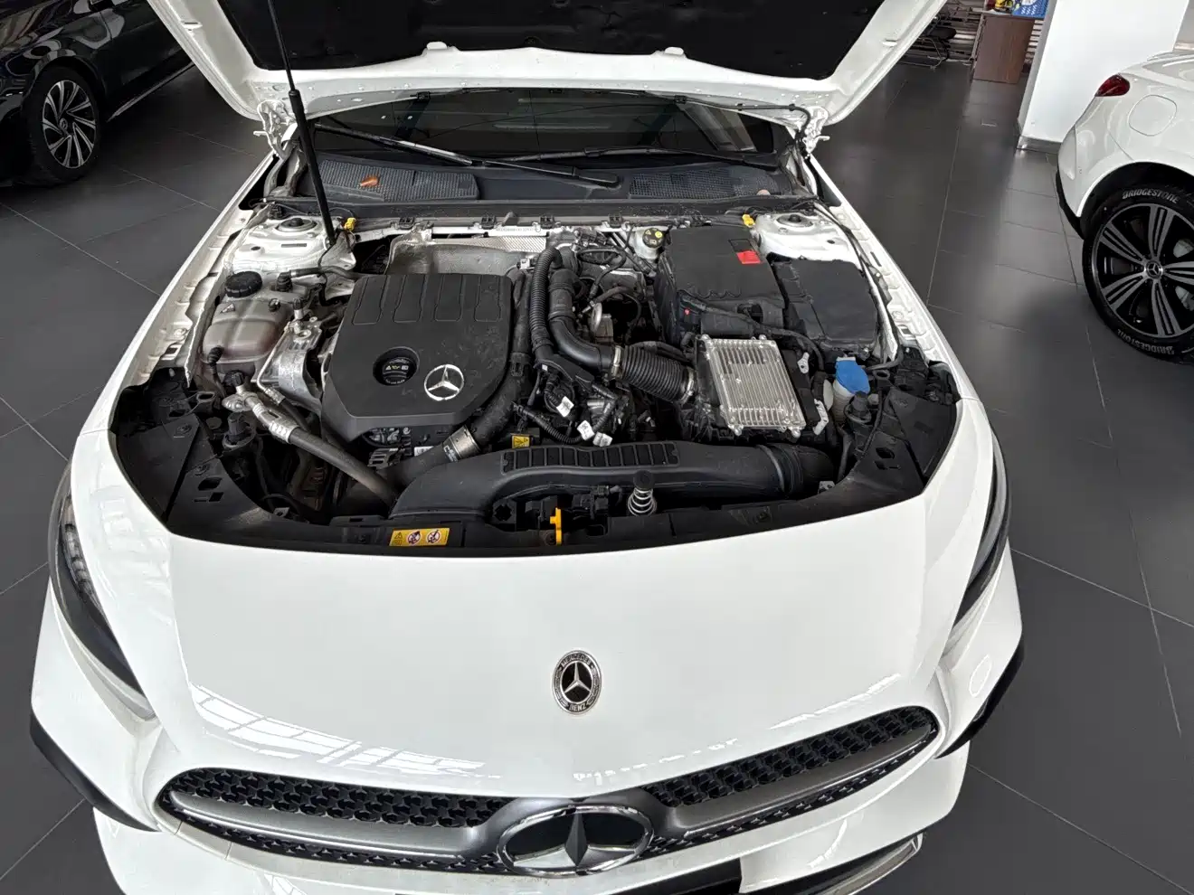 Mercedes-Benz A-Class 2024 Facelift A 200 L Fashion фото 13