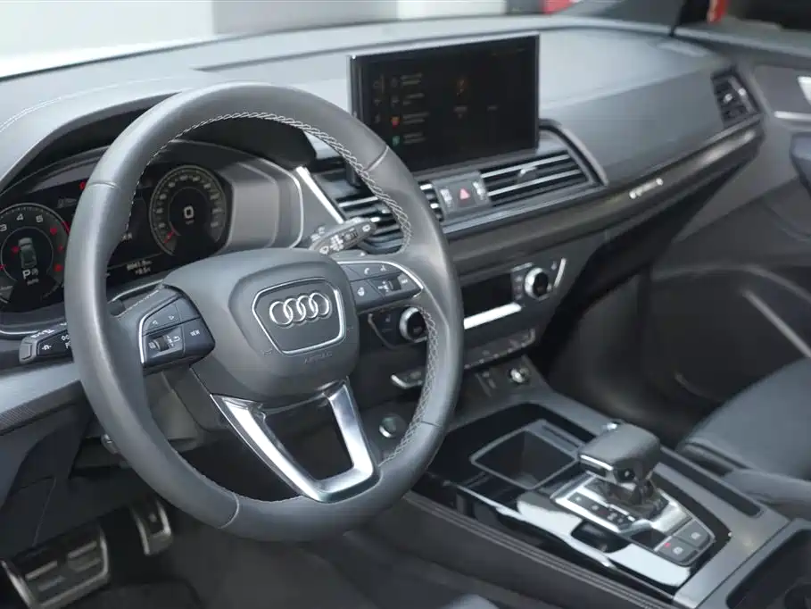 Audi Q5L 2024 Model 40 TFSI Luxury Dynamic фото 13