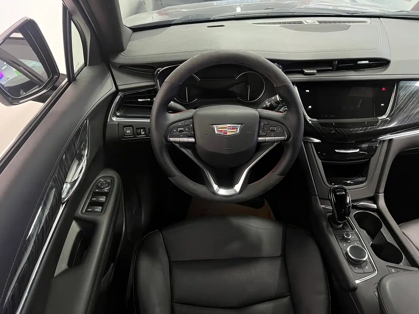 Cadillac XT6 2021 28T 6-Seater AWD Luxury фото 9