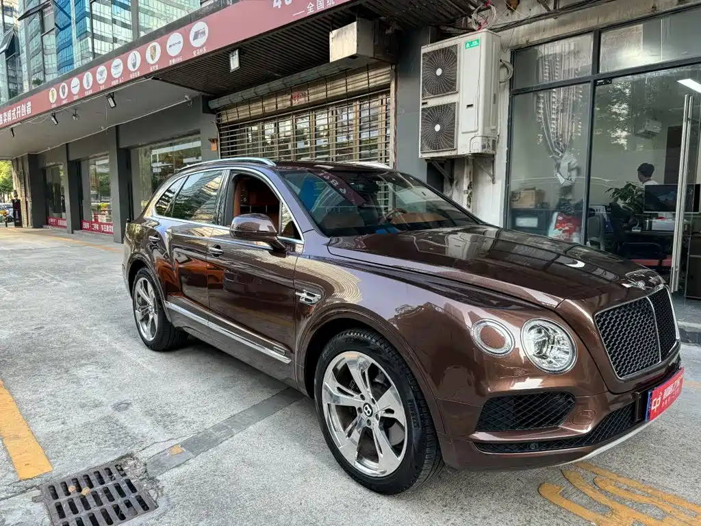 Photo 4 - Bentley Bentayga