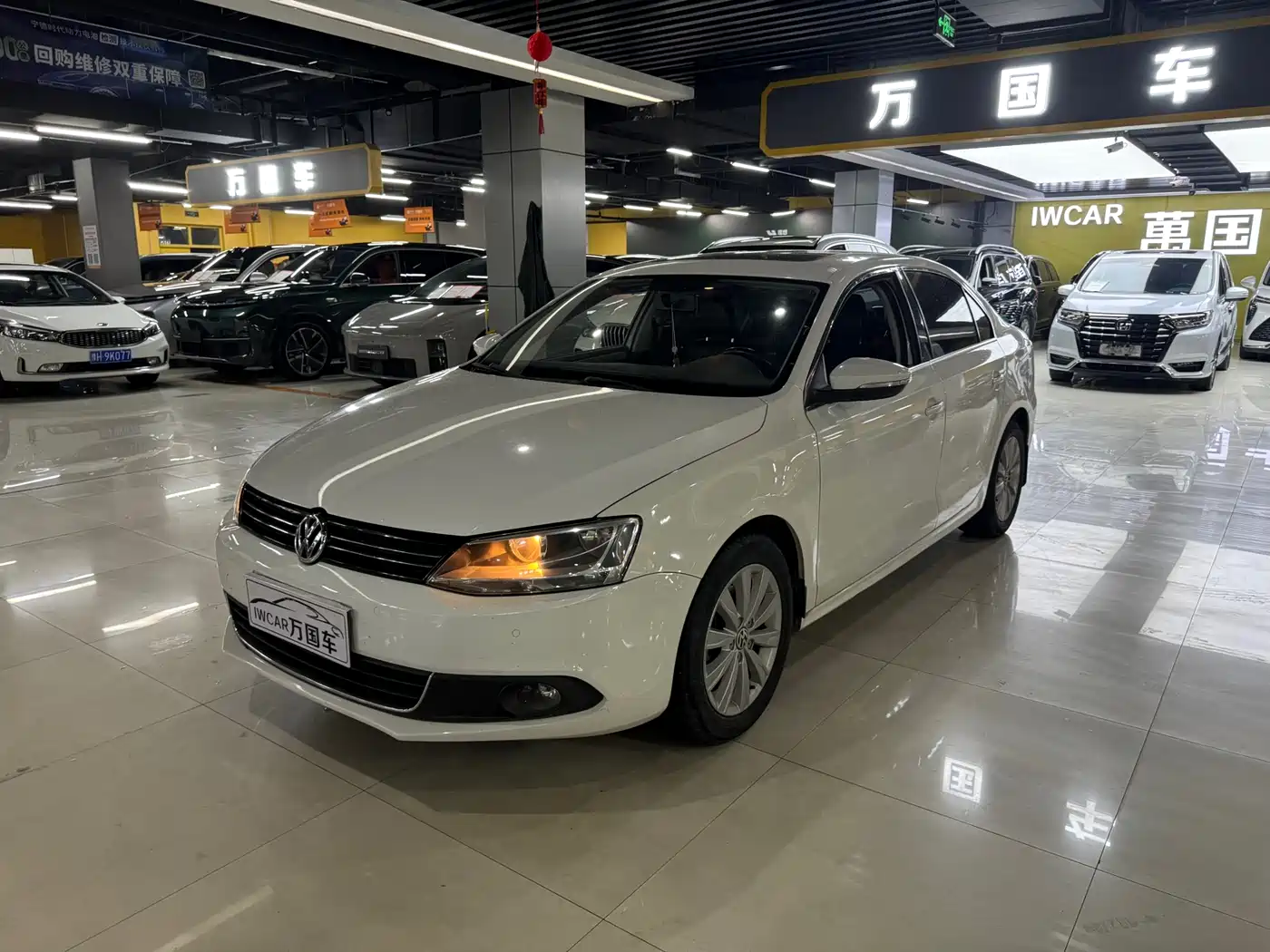 Volkswagen Sagitar 2014 1.4TSI Automatic Luxury фото 2