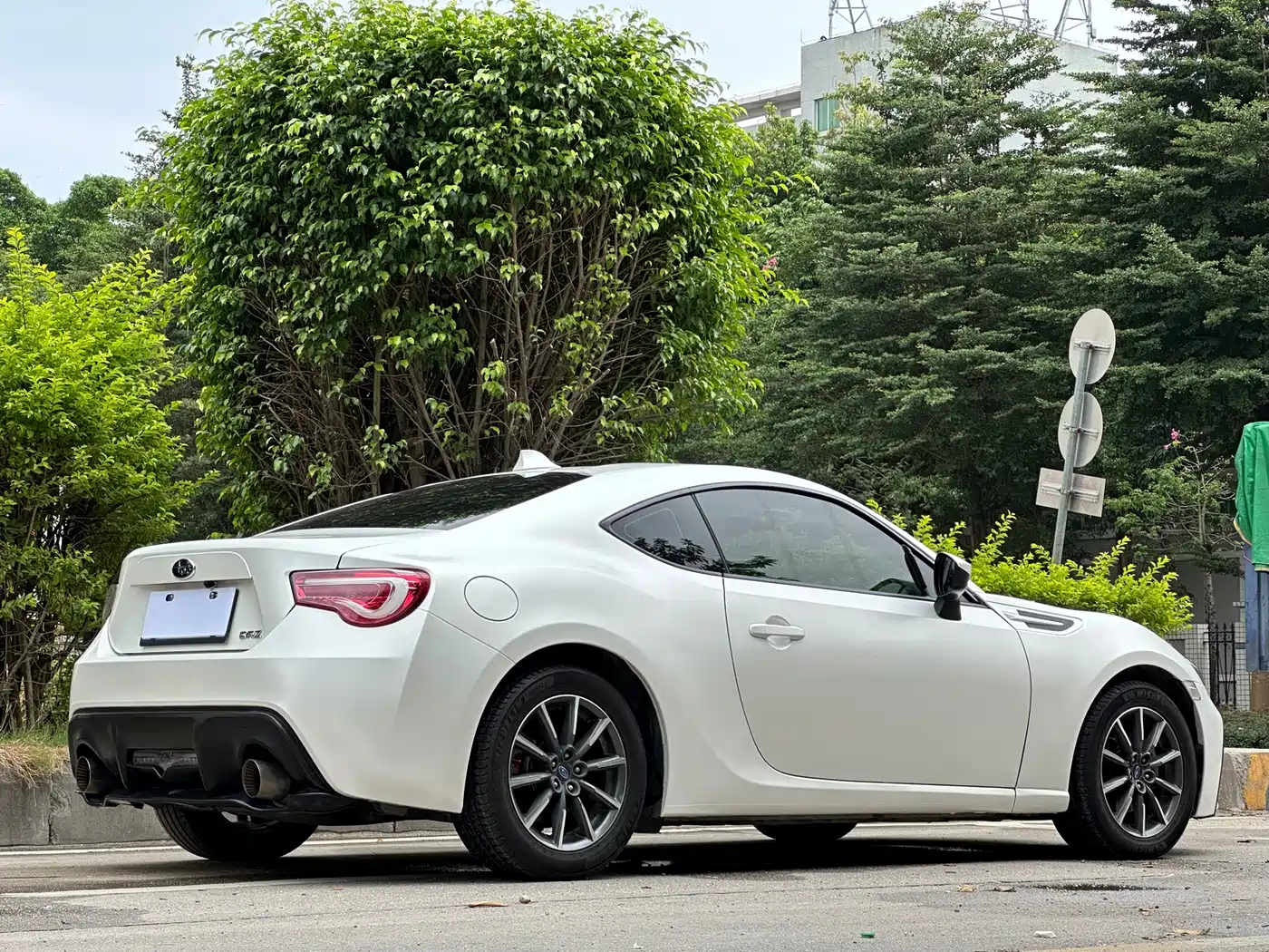 Subaru BRZ 2013 2.0i Automatic Luxury фото 6
