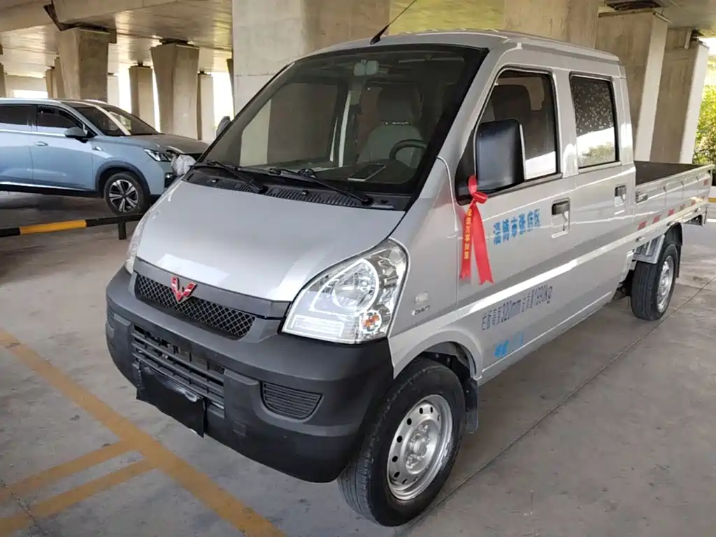 Wuling Motors Wuling Rongguang Mini Truck 2021 2019 1.5L Base Model Double Row L3C