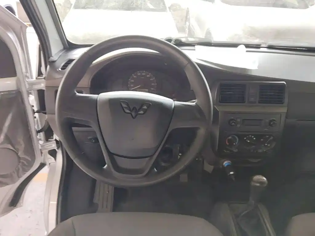 Wuling Motors Wuling Rongguang Mini Truck 2021 2019 1.5L Base Model Double Row L3C