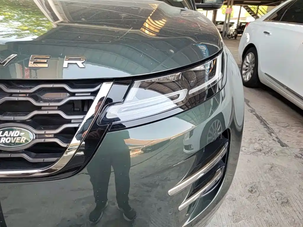Land Rover Range Rover Evoque 2022 Range Rover Evoque L 249PS R-Dynamic Luxury Edition фото 24