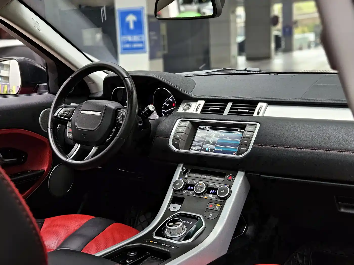Land Rover Range Rover Evoque (Import) 2014 2.0T 5-door Brilliance Sport фото 12