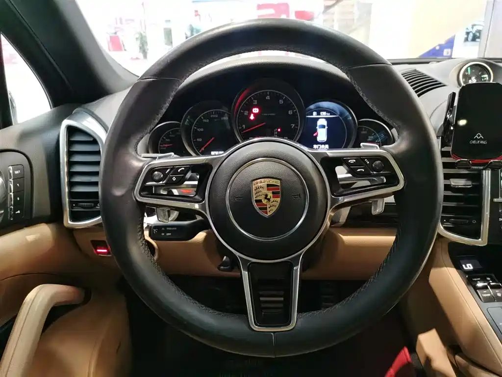 Porsche Cayenne 2015 Cayenne 3.0T фото 11