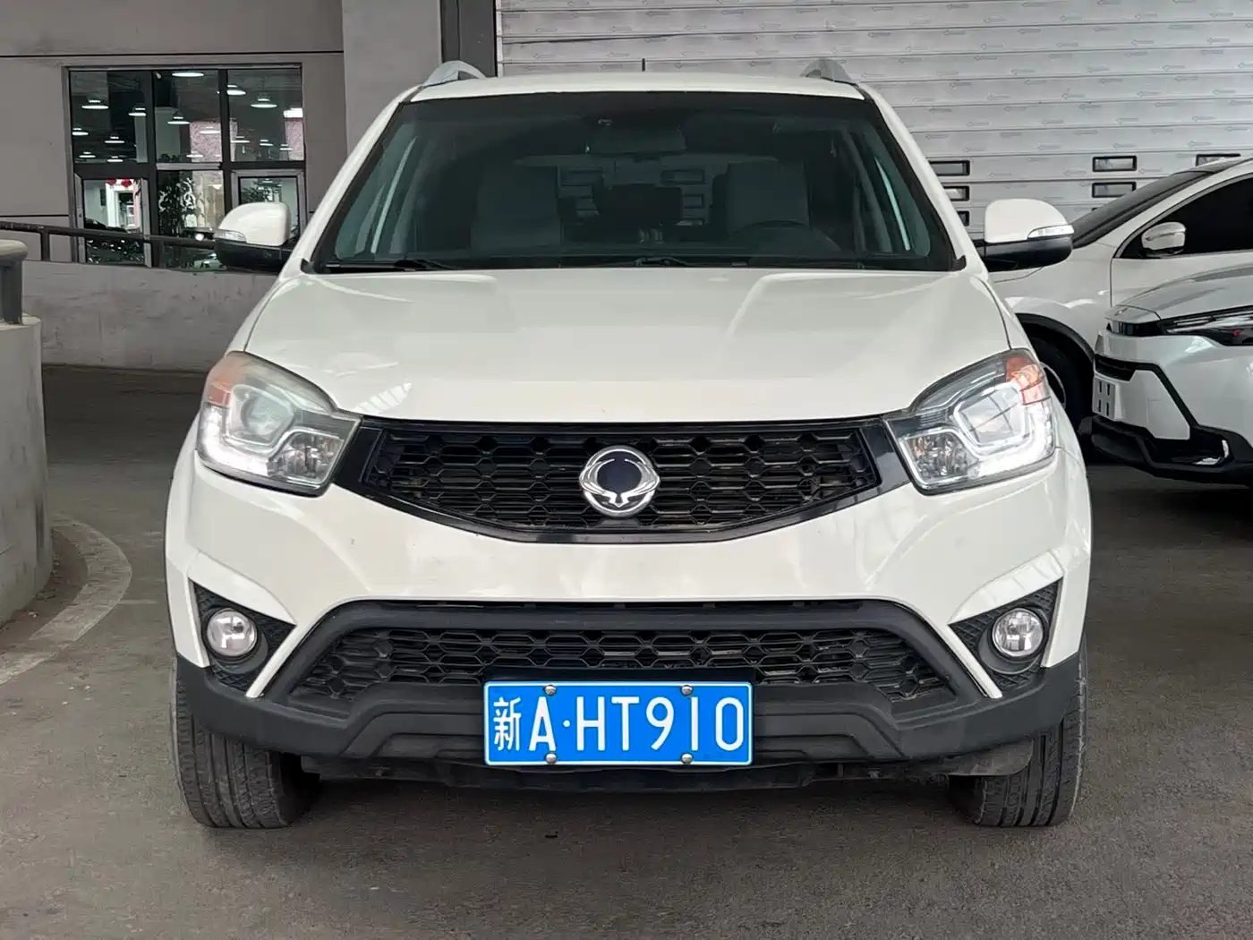 SsangYong Korando 2015 2014 2.0L Gasoline 2WD Automatic Elite Navigation