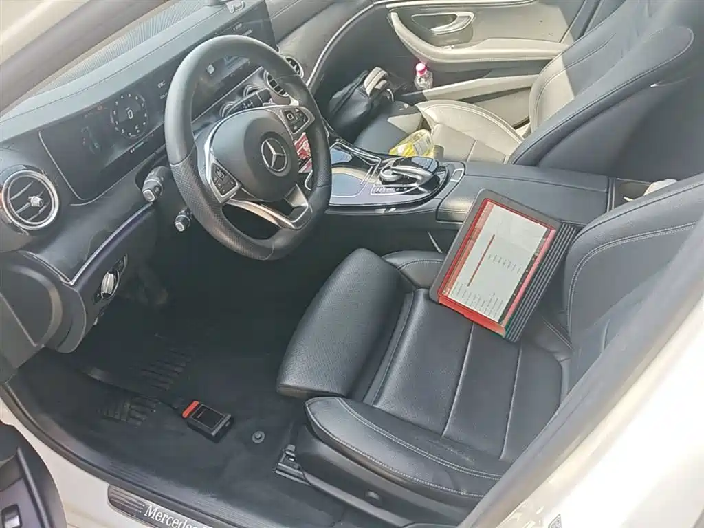 Mercedes-Benz E-Class 2017 E 200 L Sport 4MATIC фото 15
