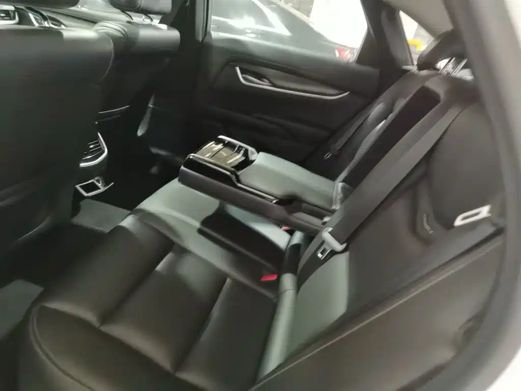 Cadillac XTS 2018 28T Elite фото 17