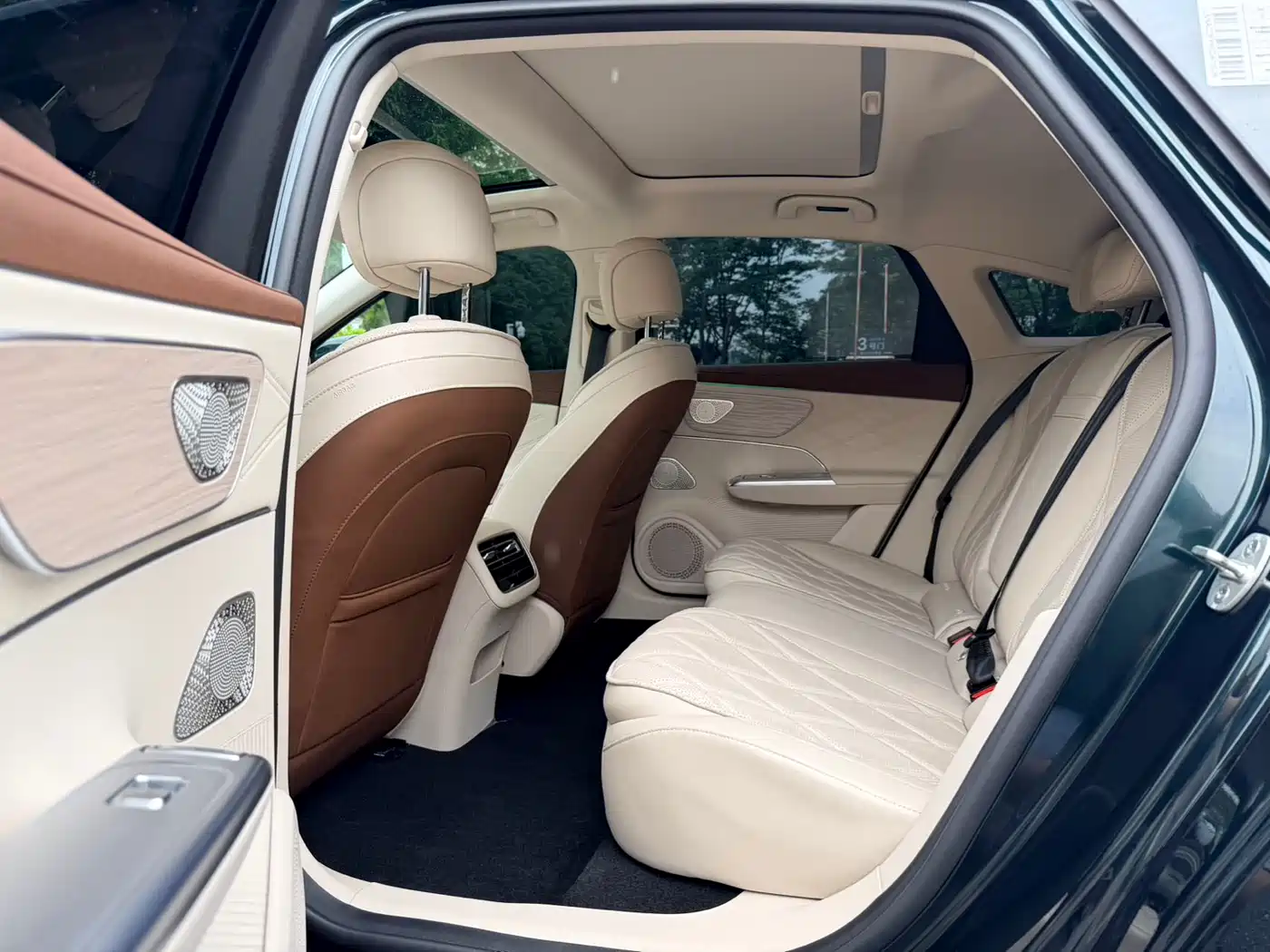 Chery Fengyun Fengyun A9L 2025 Model 260 Extended Range Premium Edition фото 13