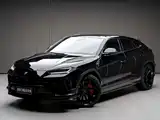 Фото 2 - Lamborghini Urus