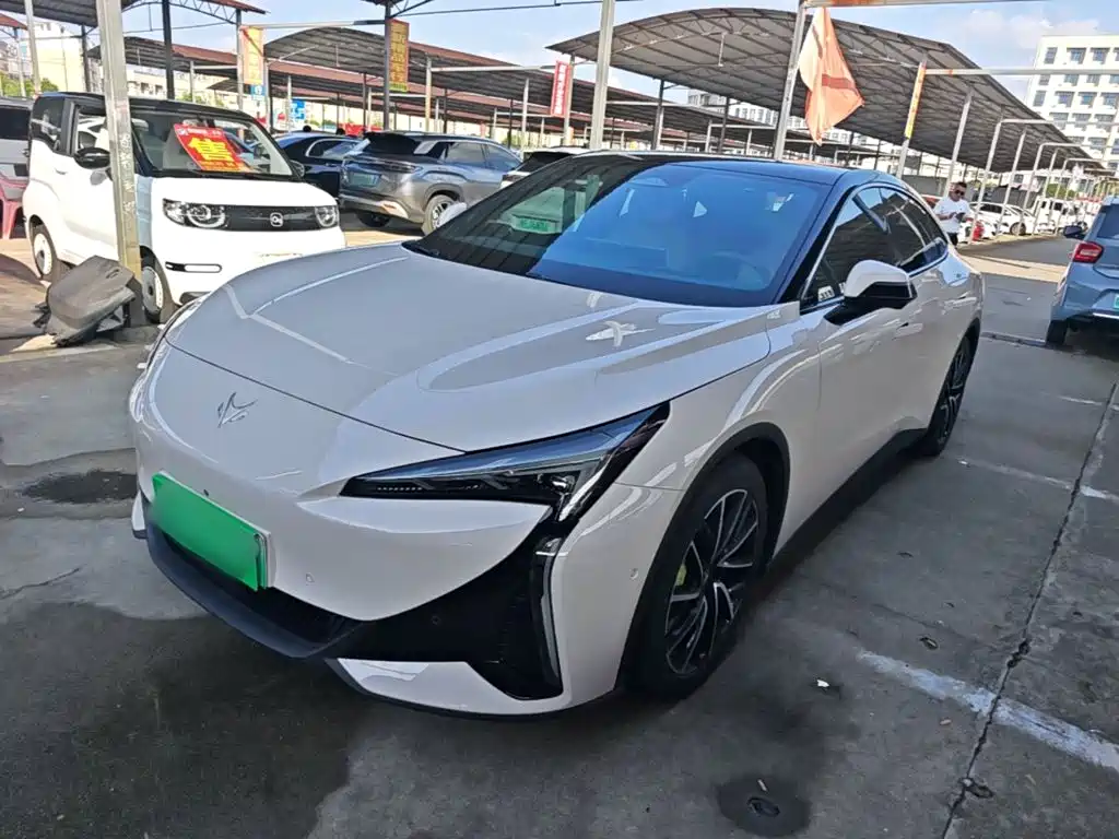 2025 ARCFOX Alpha S5