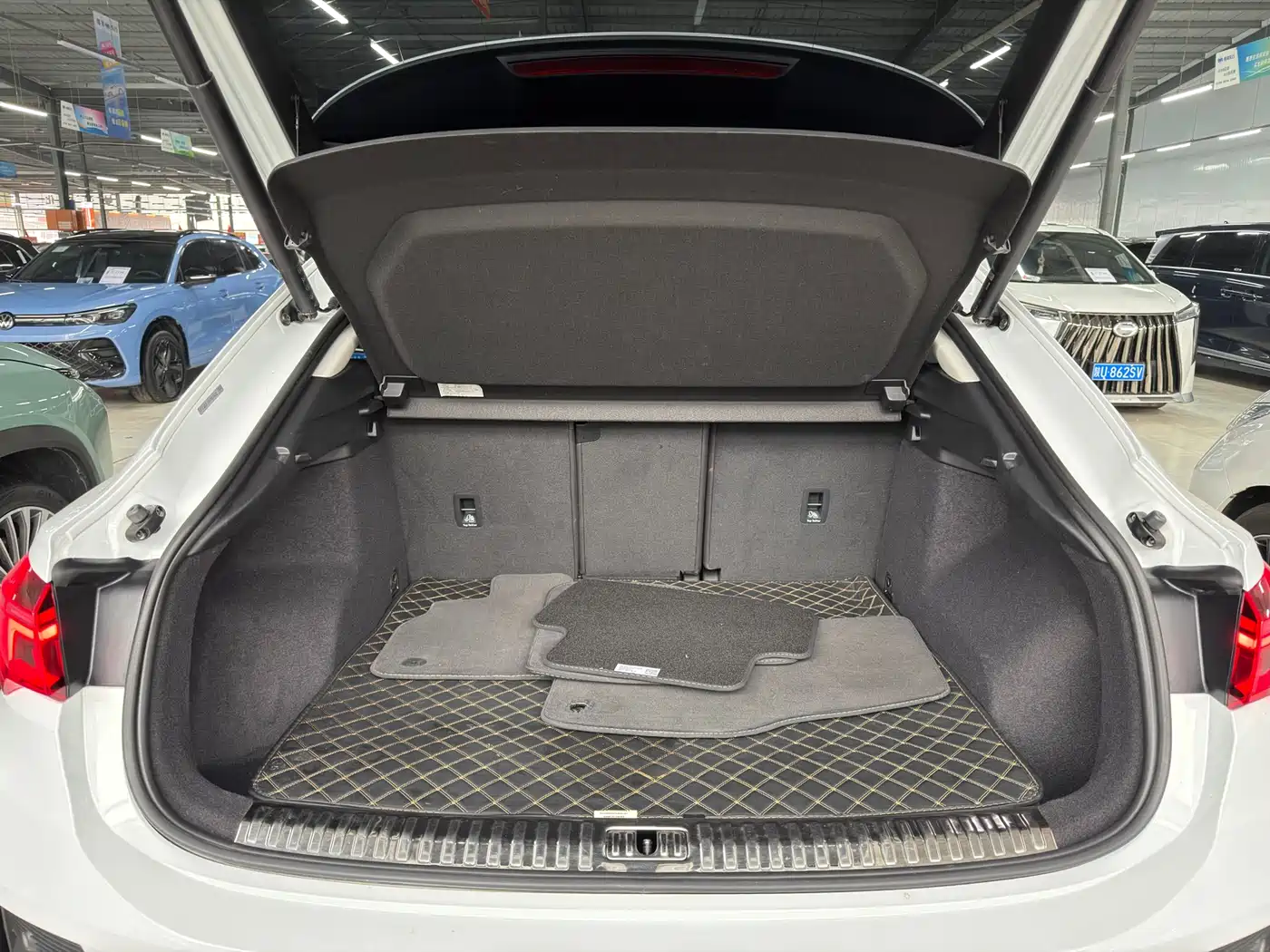Audi Q3 2022 40 TFSI Fashion Dynamic фото 17