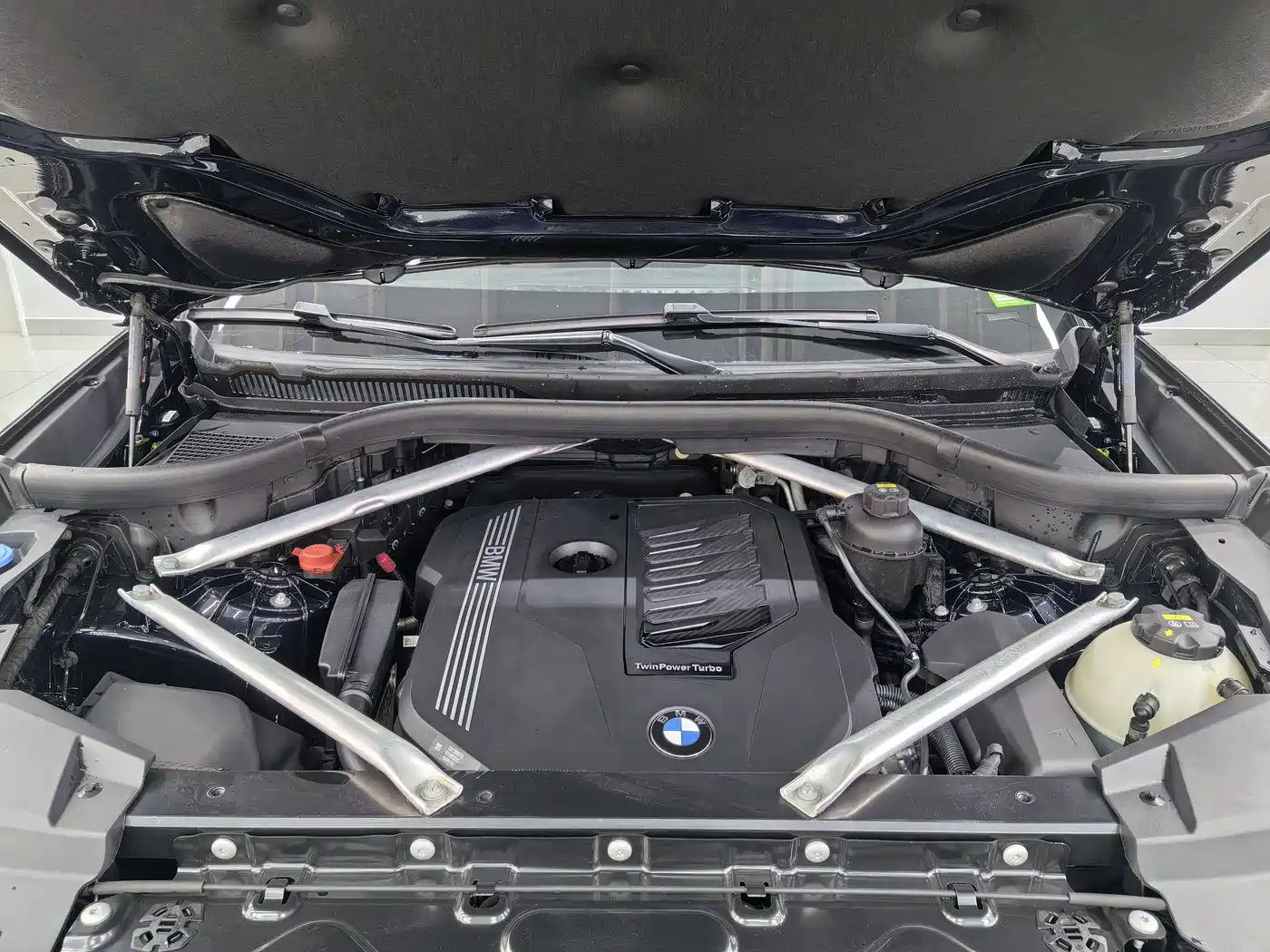 BMW X5 (Import) 2020 xDrive40i M Sport Package фото 22