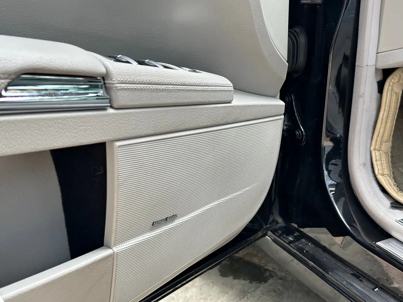 Mercedes-Benz S-Class 2010 S 300 L Business фото 12
