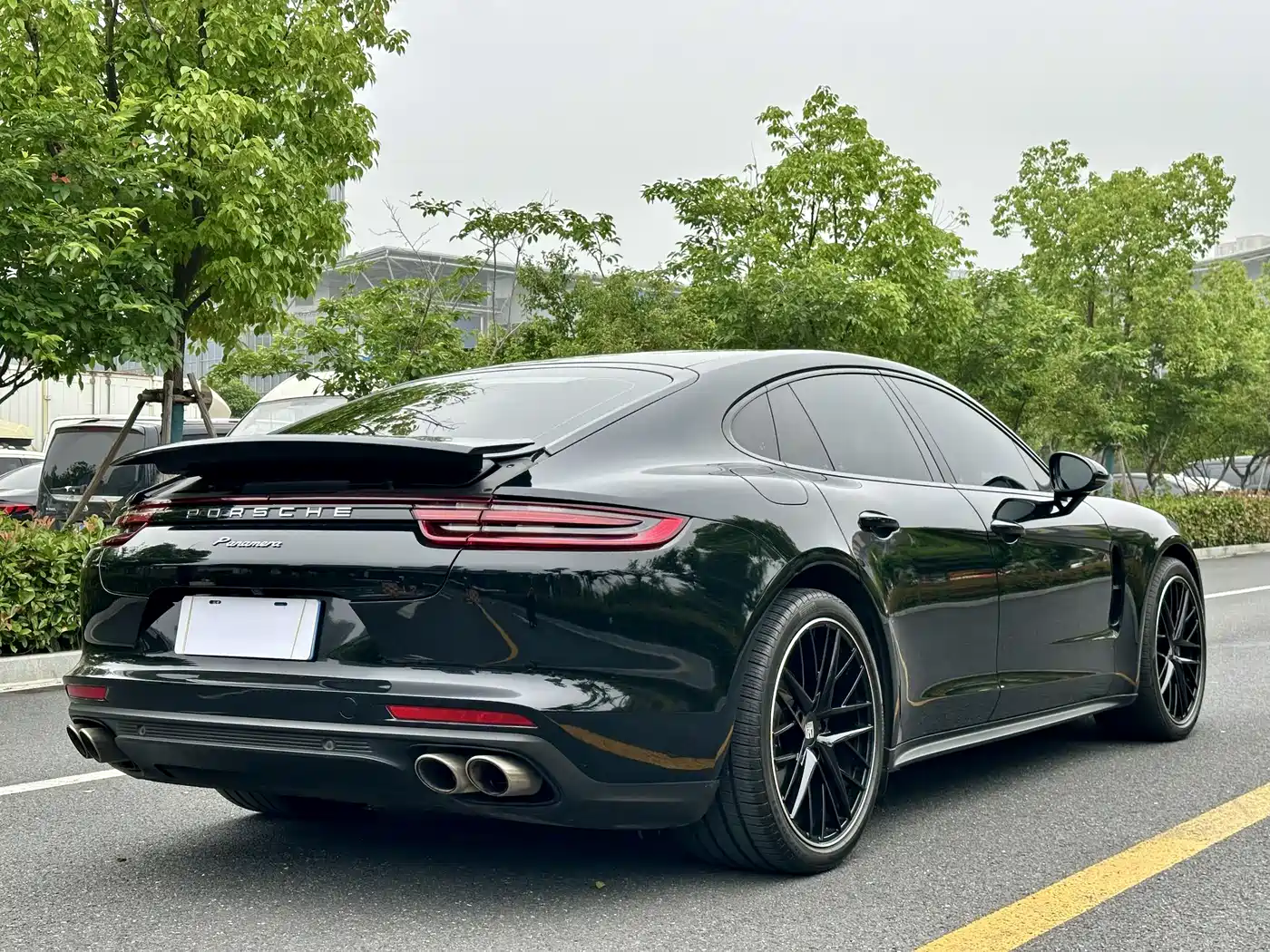 Porsche Panamera 2017 Panamera 3.0T фото 4