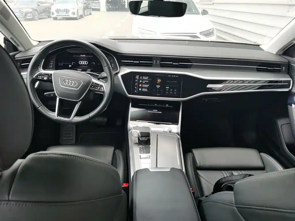 Audi A7 2024 45 TFSI Premium Selection фото 16