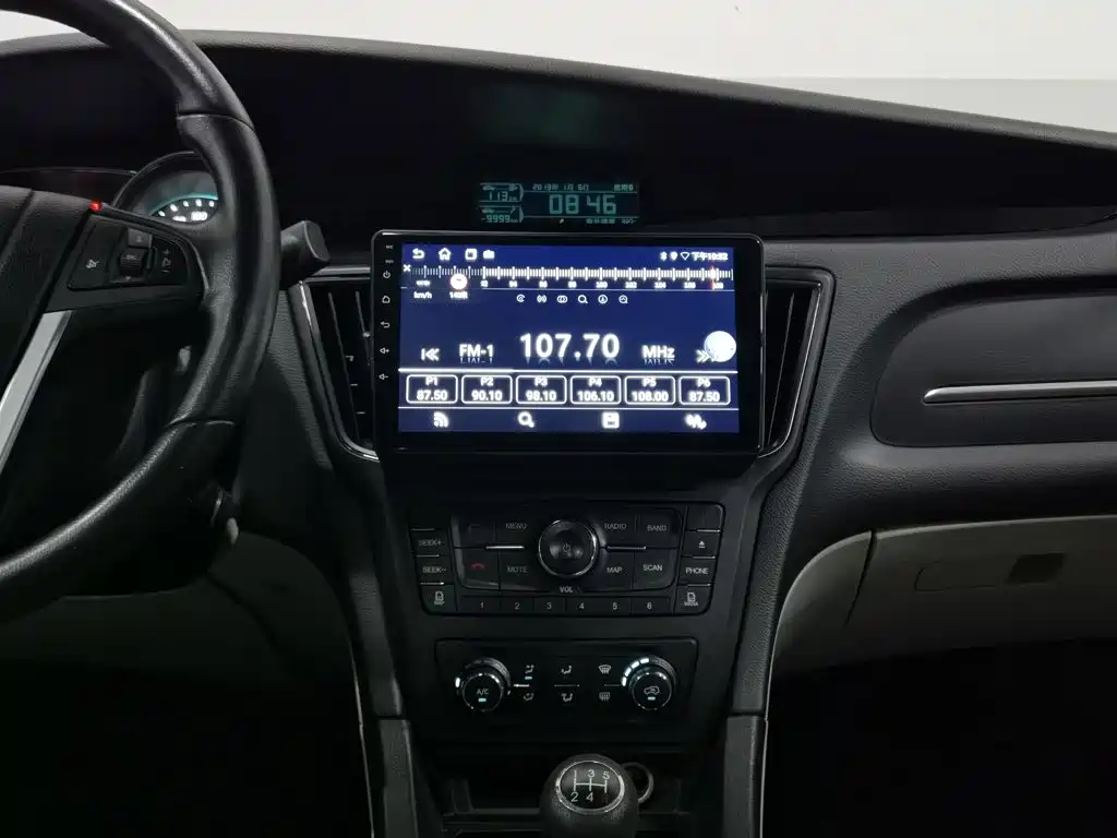 BAIC Senova D50 2015 2015 1.5L Manual Comfort Value Navigation Edition