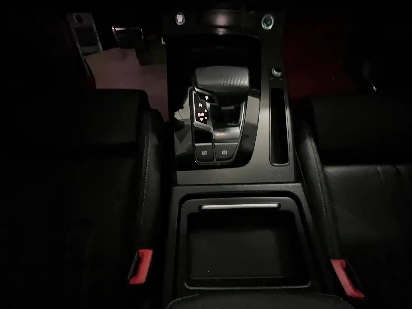 Audi Q5L 2024 Model 40 TFSI Luxury Dynamic фото 18