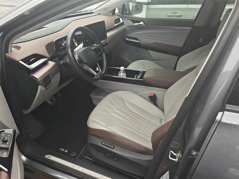 Volkswagen ID.6 X 2021 Pro Intelligent Long Range Edition фото 8