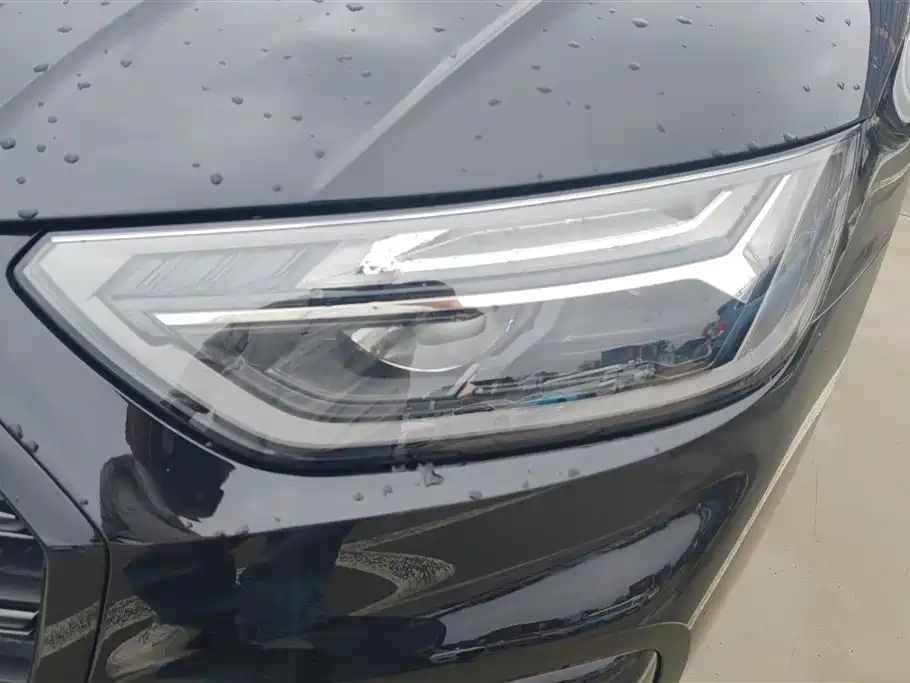Audi Q5L 2023 40T Luxury Dynamic фото 5