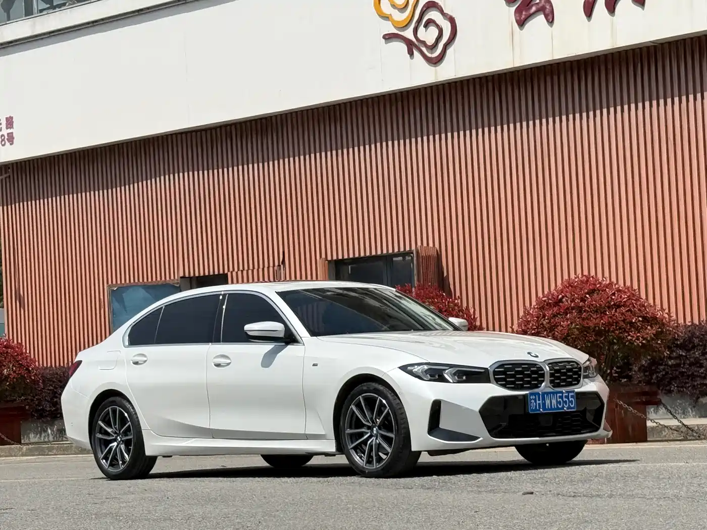 BMW 3 Series 2024 325Li M Sport Package фото 7