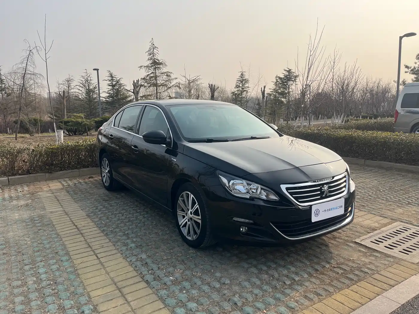 Peugeot 408 2018 350THP Automatic Luxury Edition фото 3