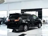 Фото 21 - Toyota Vellfire