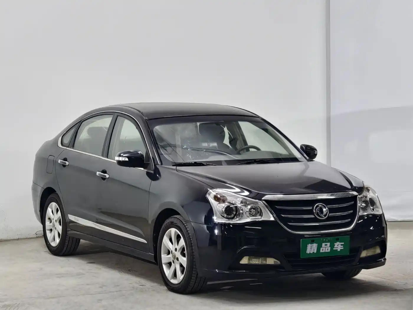 Dongfeng Aeolus Dongfeng Fengshen A60 2013 2012 1.6L Automatic Luxury