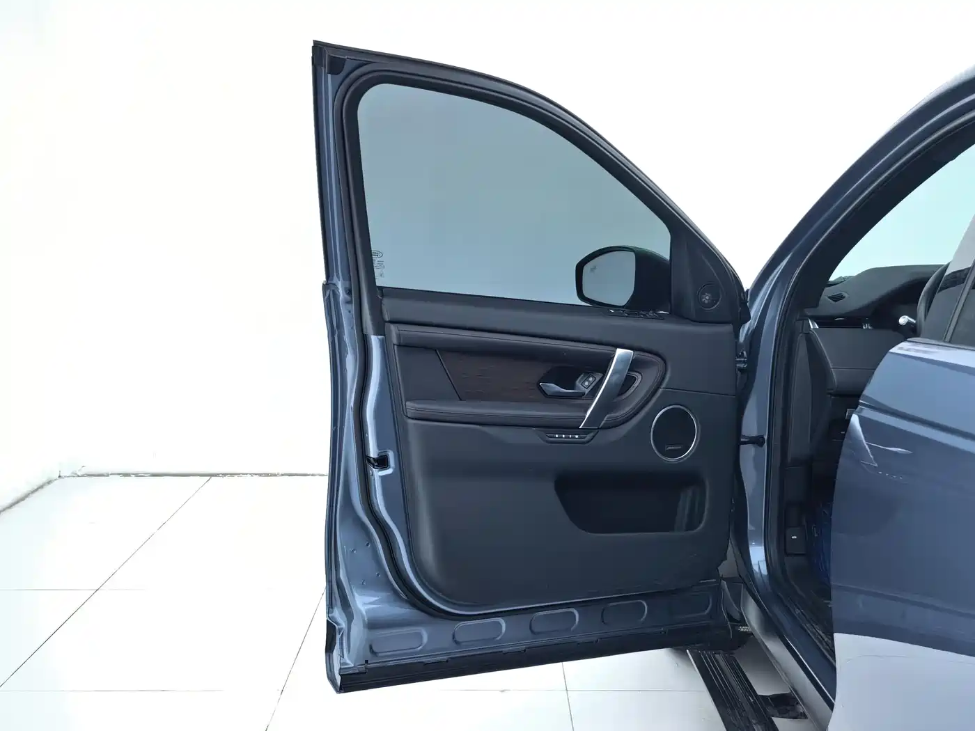 LAND ROVER DISCOVER SPORTS